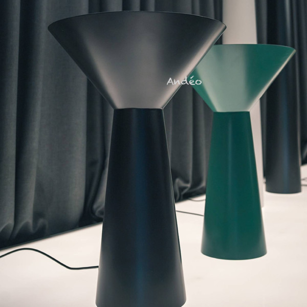 Icone Lama Table