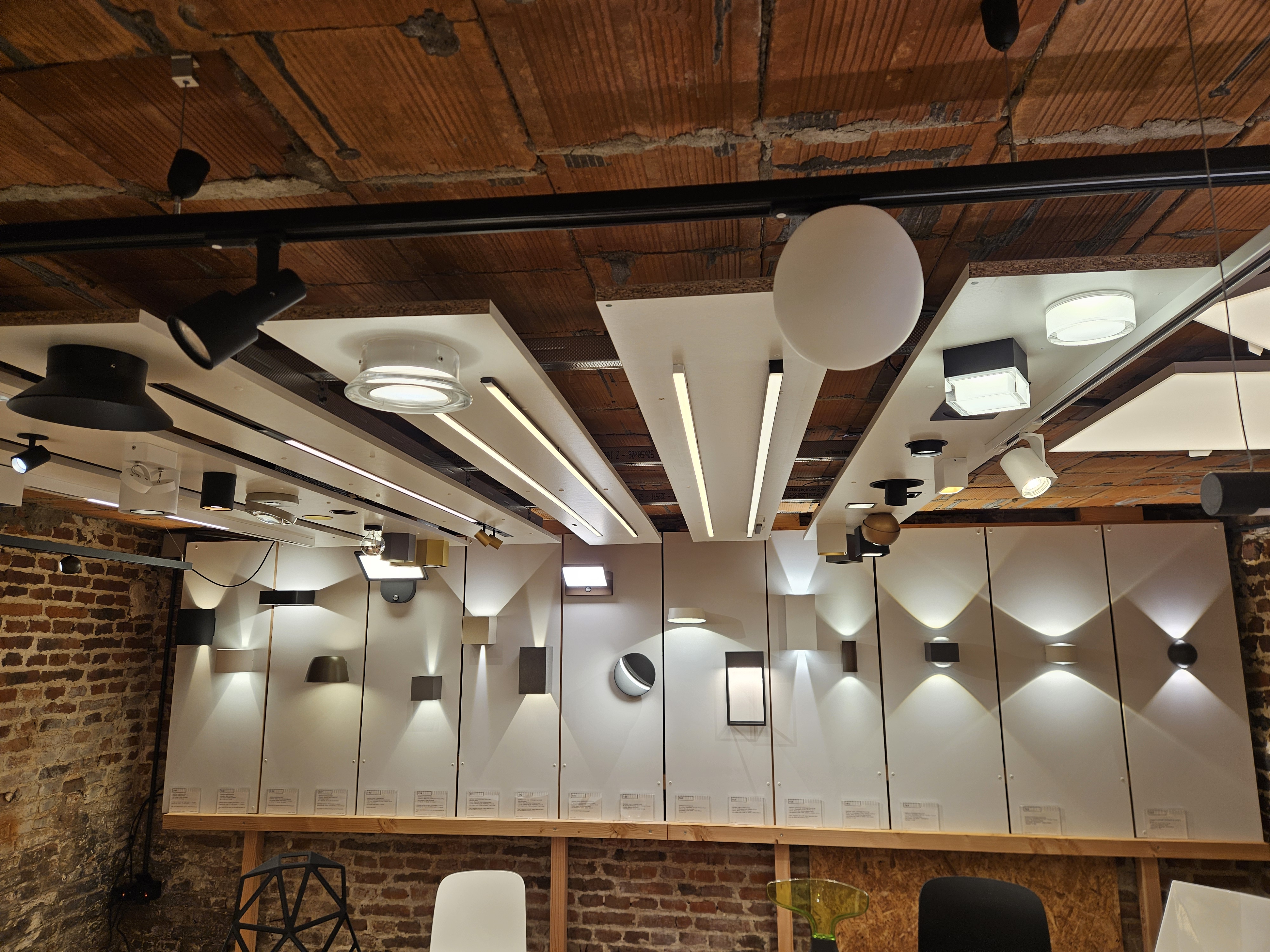 Outdoor lighting store in Belgium